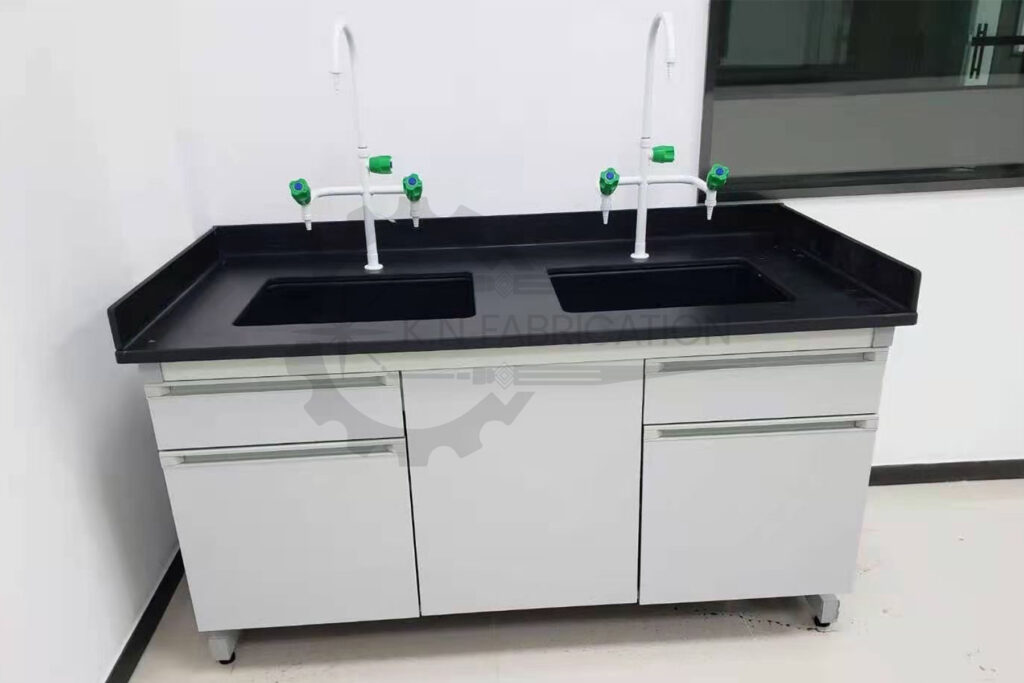 laboratory sink station 4